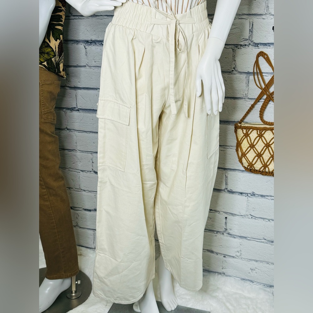 Sienna Sky Drawstring Wide Leg Pants - Picture 4 of 9
